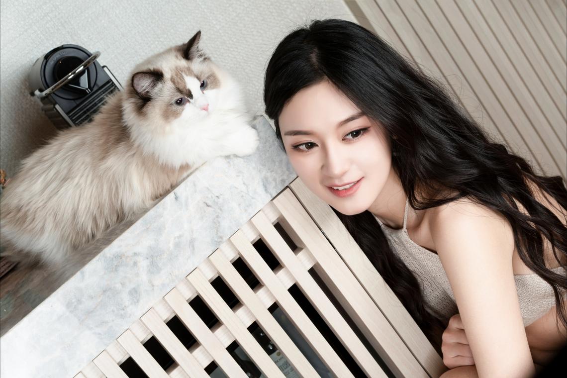 黄仁勋首次参加链博会：中国开源AI是推动全球进步的催化剂